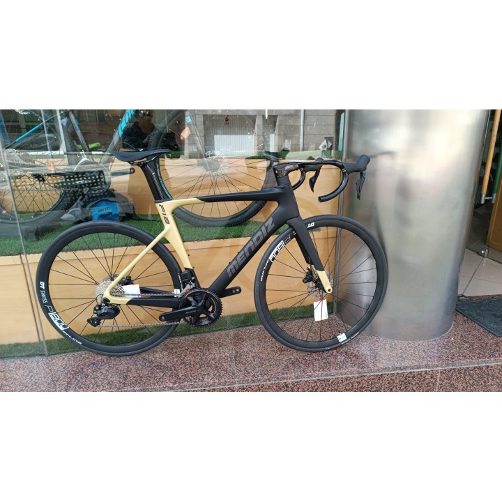 Bicicleta de carretera Mendiz F12 105 Di2