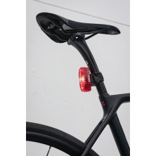 Piloto trasero Cateye VIZ450