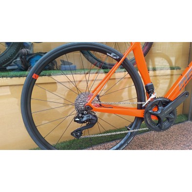 Bicicleta de carretera Mendiz F9 105 Di2 12v