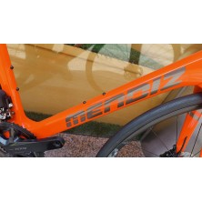 Bicicleta de carretera Mendiz F9 105 Di2 12v