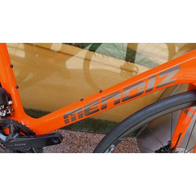 Bicicleta de carretera Mendiz F9 105 Di2 12v