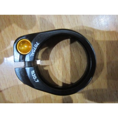Abrazadera de tija 30.7 KCNC